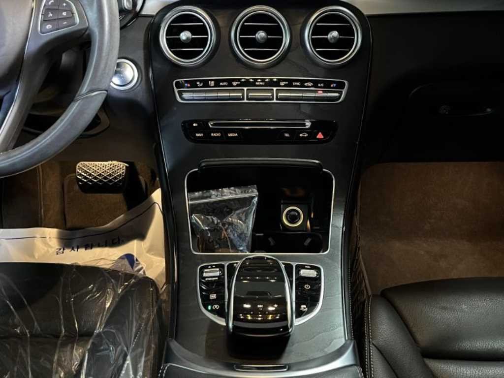 벤츠 GLC 클래스 GLC클래스 X253 GLC 220 d 4MAITC 프리미엄 이미지 11