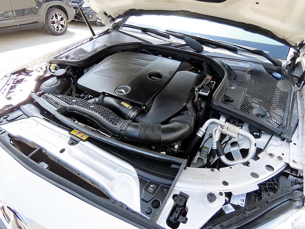 벤츠 C 클래스 C클래스 W205 C200 쿠페 이미지 19