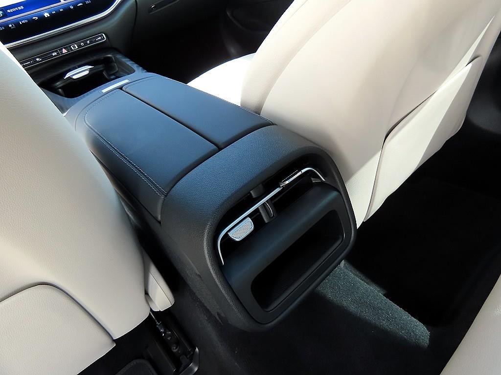 벤츠 E 클래스 E-클래스 W214 E200 아방가르드 이미지 15