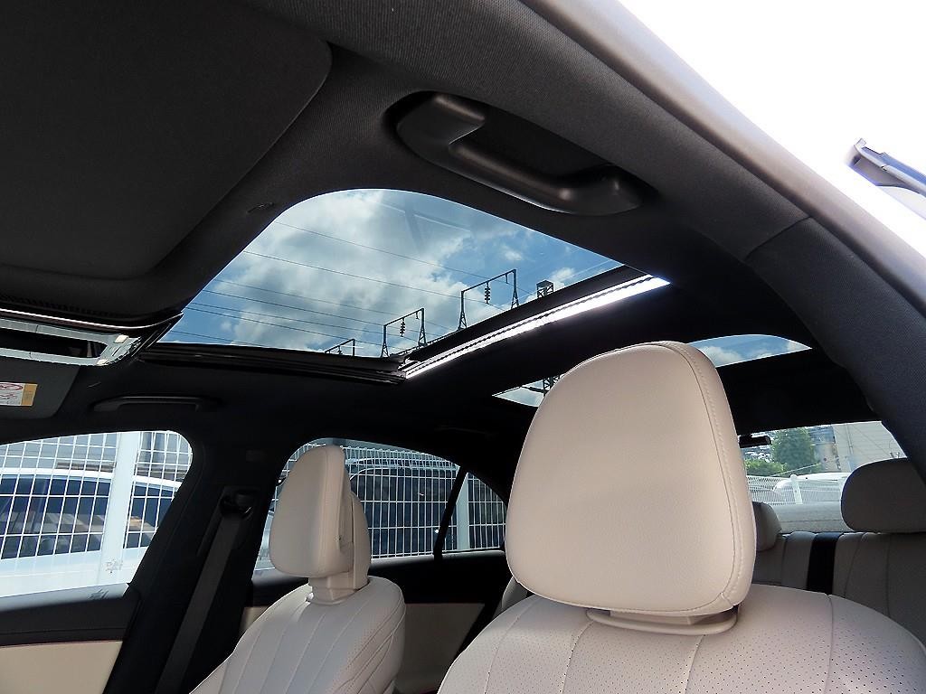 벤츠 E 클래스 E-클래스 W214 E200 아방가르드 이미지 17