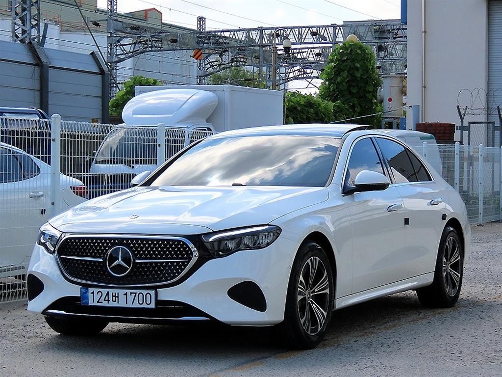 벤츠 E 클래스 E-클래스 W214 E200 아방가르드 이미지 2