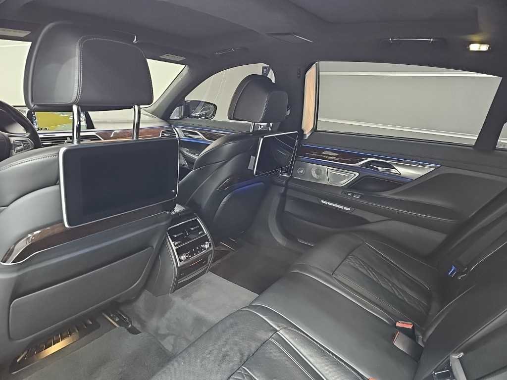 BMW 7시리즈 7시리즈 (G11) 750Li xDrive 이미지 14