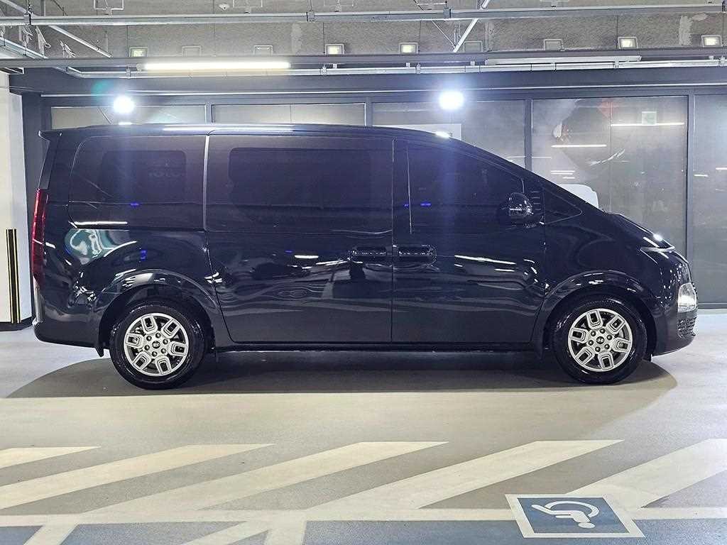 현대 스타리아 2WD 디젤 카고 모던 5인승 이미지 3