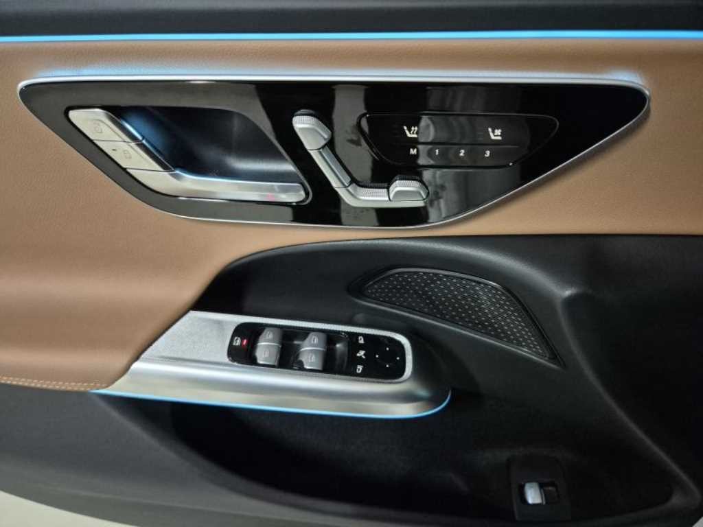 벤츠 E 클래스 E-클래스 W214 E200 아방가르드 이미지 11