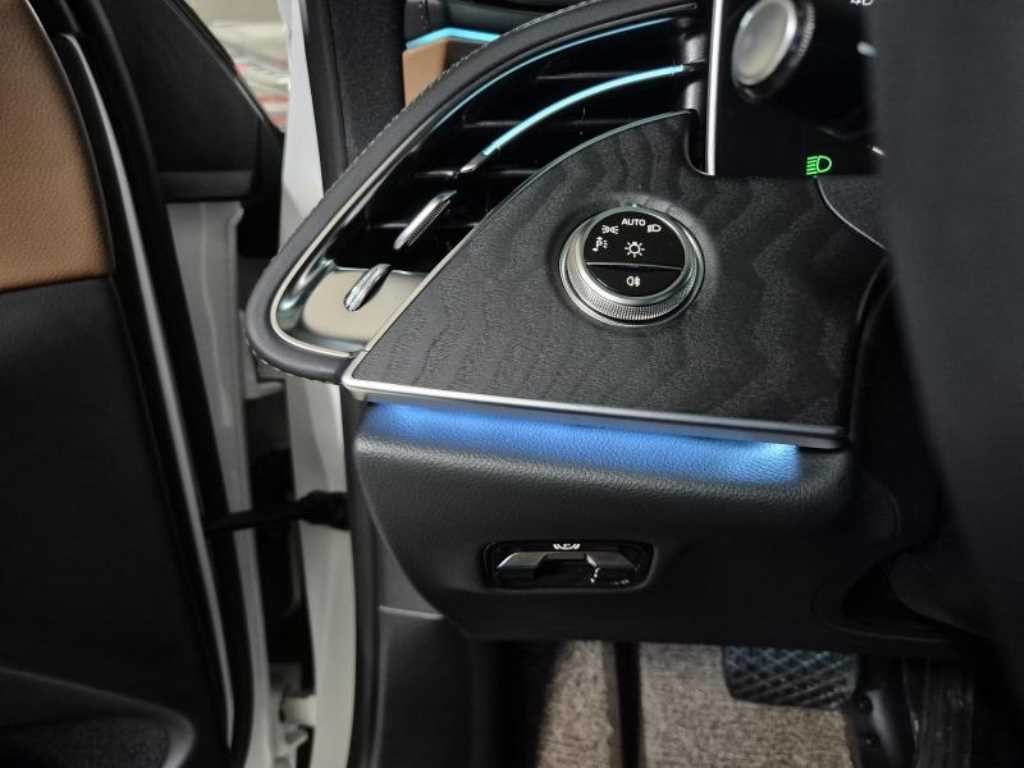 벤츠 E 클래스 E-클래스 W214 E200 아방가르드 이미지 12