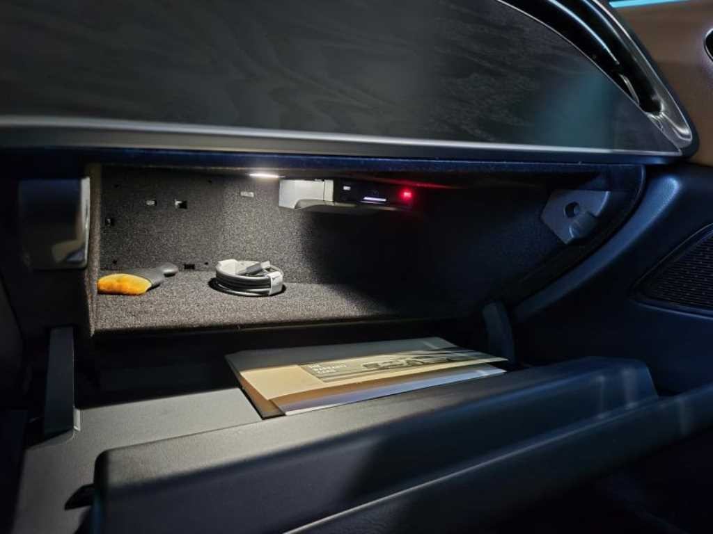 벤츠 E 클래스 E-클래스 W214 E200 아방가르드 이미지 20