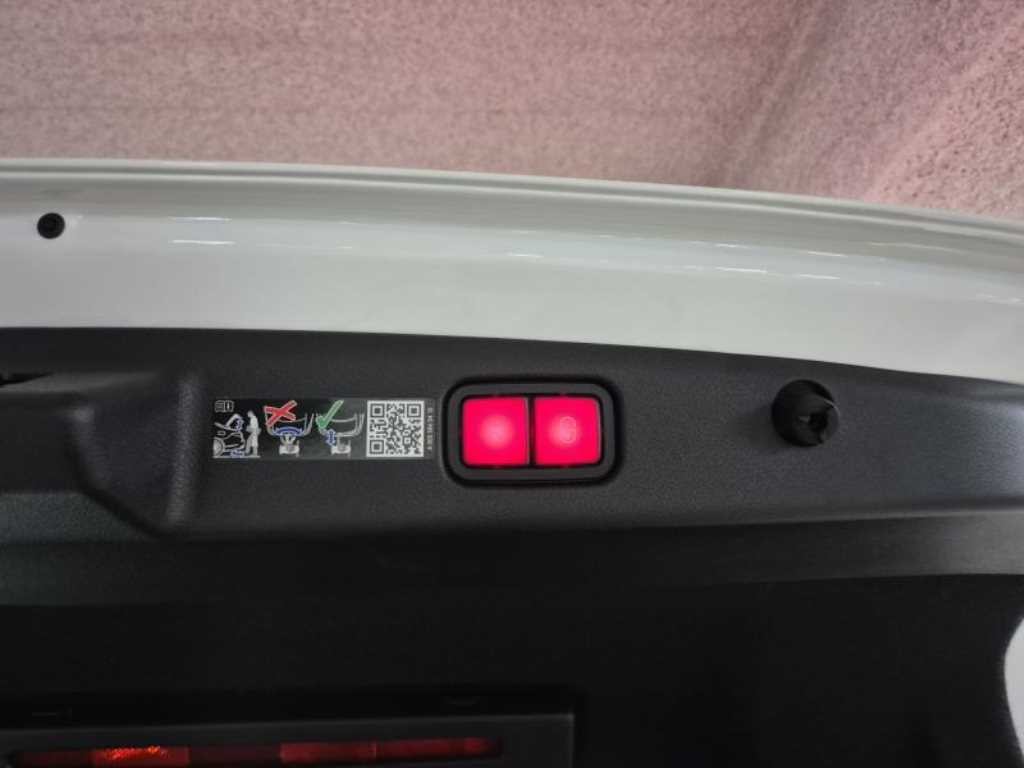 벤츠 E 클래스 E-클래스 W214 E200 아방가르드 이미지 6