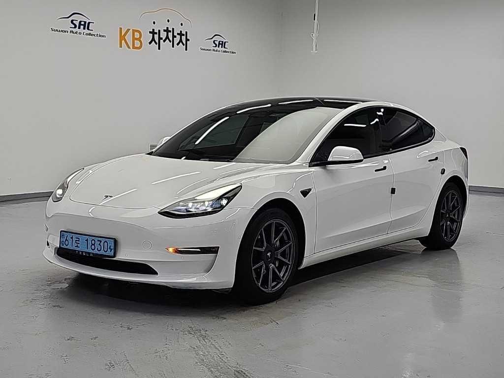 테슬라 모델 3 롱 레인지 이미지 1