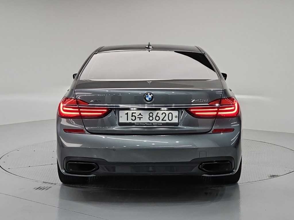 BMW 7시리즈 7시리즈 (G11) 740d xDrive M 스포츠 이미지 3