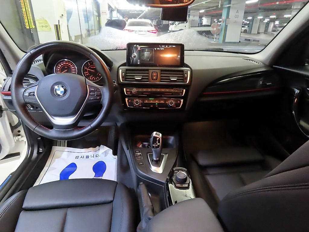 BMW 1시리즈 1시리즈 (F20) 118d 스포츠 이미지 10