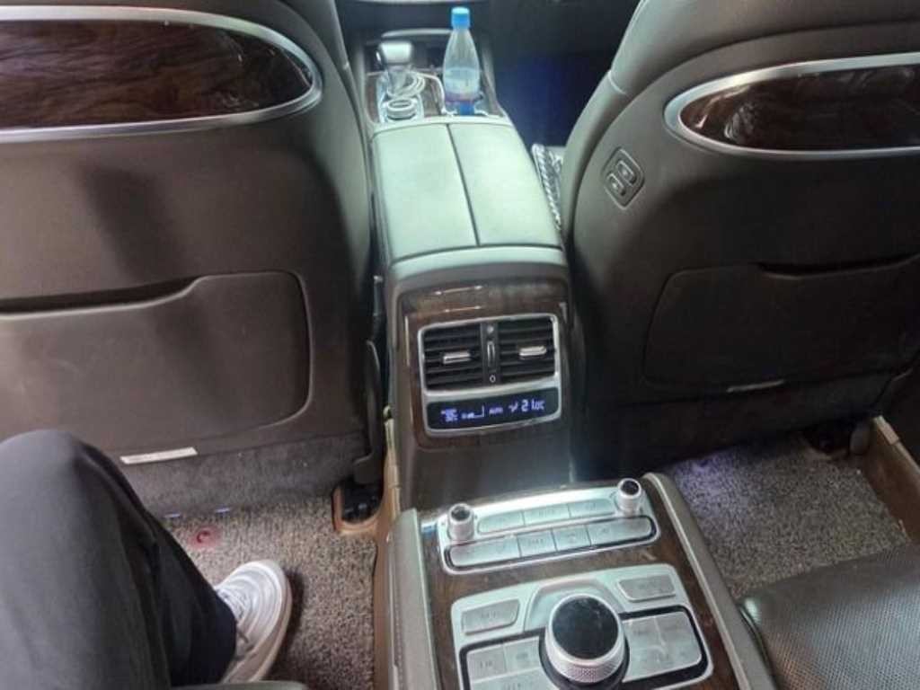 기아 K9 더 K9 3.8 GDI AWD 플래티넘Ⅱ 이미지 10