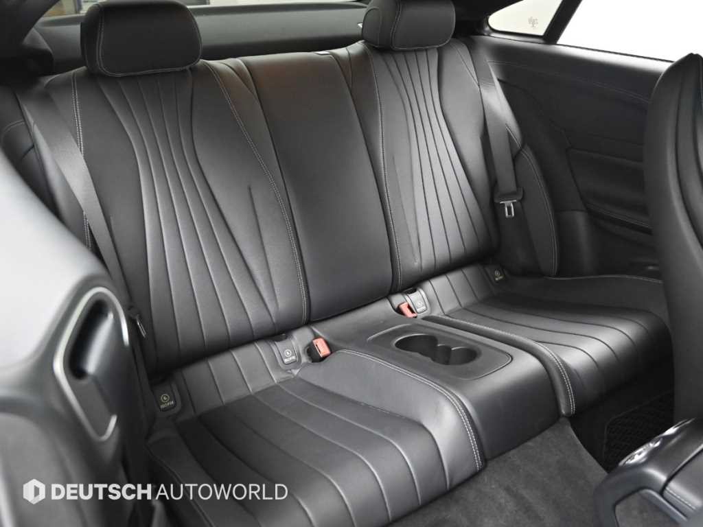 벤츠 E 클래스 E-클래스 W213 E220d 쿠페 이미지 12