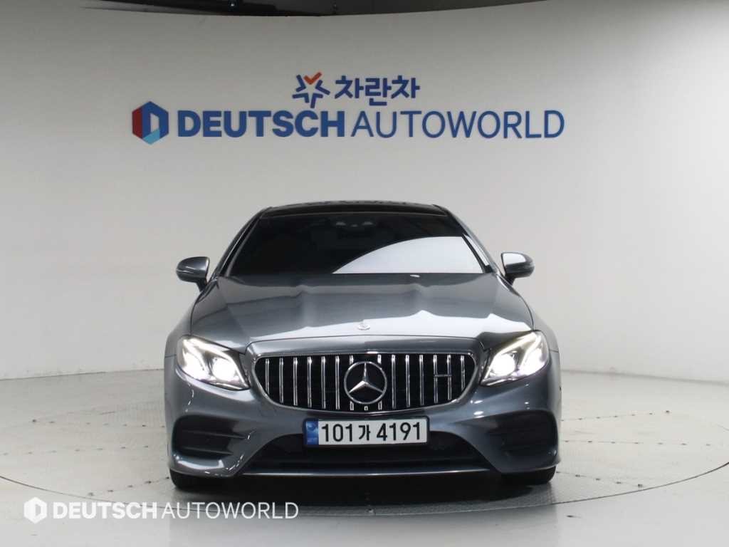 벤츠 E 클래스 E-클래스 W213 E220d 쿠페 이미지 3