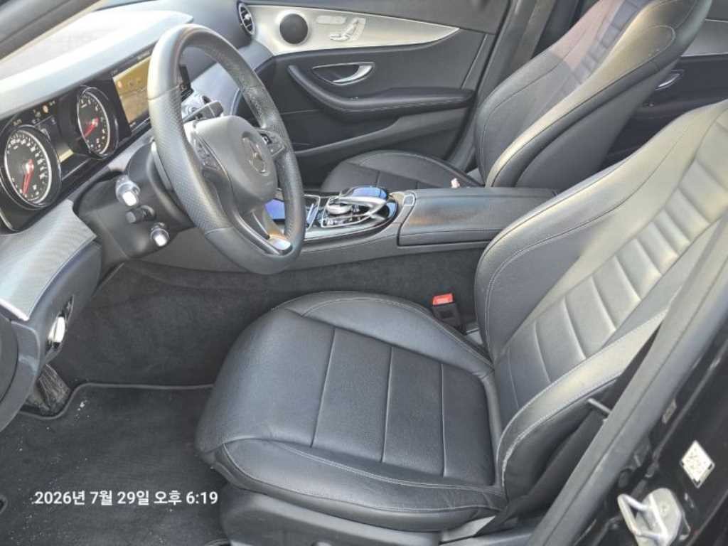 벤츠 E 클래스 E-클래스 W213 E200 아방가르드 이미지 14