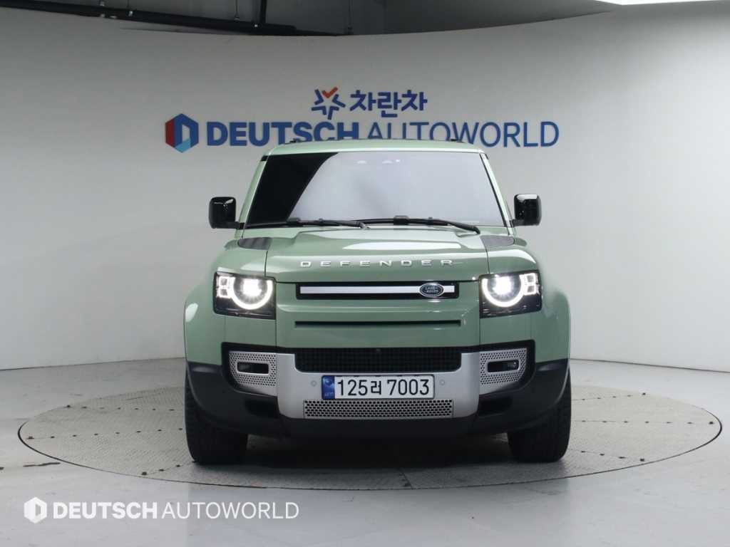 랜드로버 디펜더 디펜더 (L663) 110 D300 HSE 이미지 3