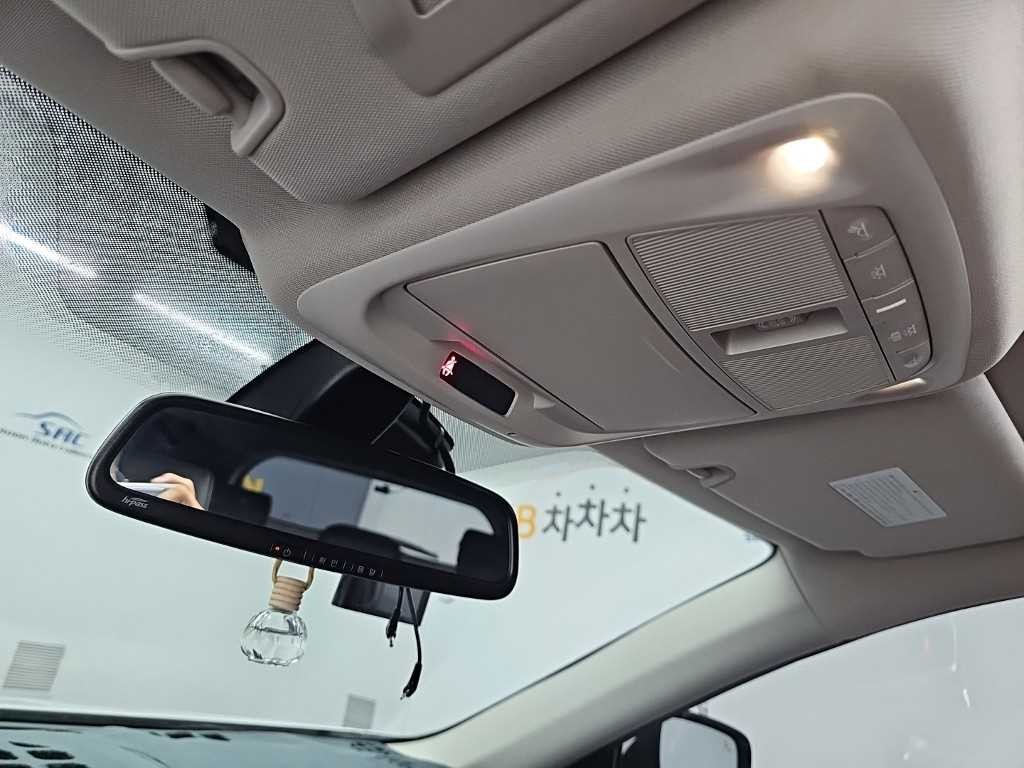르노코리아(삼성) QM6 더뉴QM6 2.0 LPe RE 시그니처 2WD 이미지 16