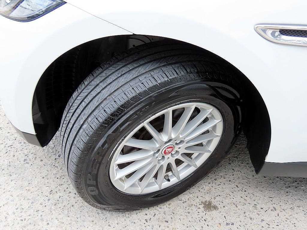 재규어 F-PACE 20d 프레스티지 이미지 20