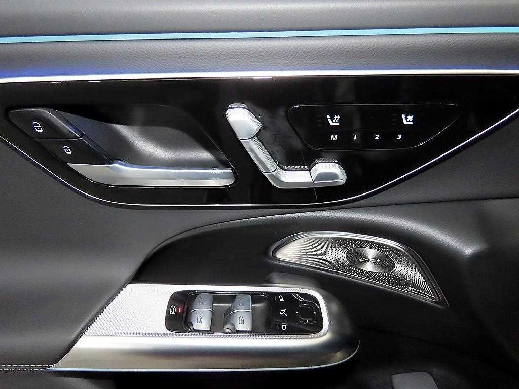 벤츠 E 클래스 E-클래스 W214 E300 4MATIC AMG Line 이미지 13