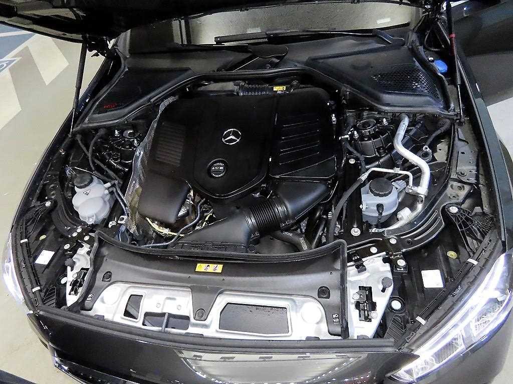 벤츠 E 클래스 E-클래스 W214 E300 4MATIC AMG Line 이미지 19