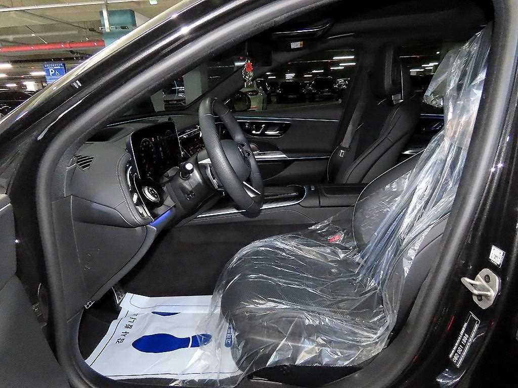 벤츠 E 클래스 E-클래스 W214 E300 4MATIC AMG Line 이미지 6