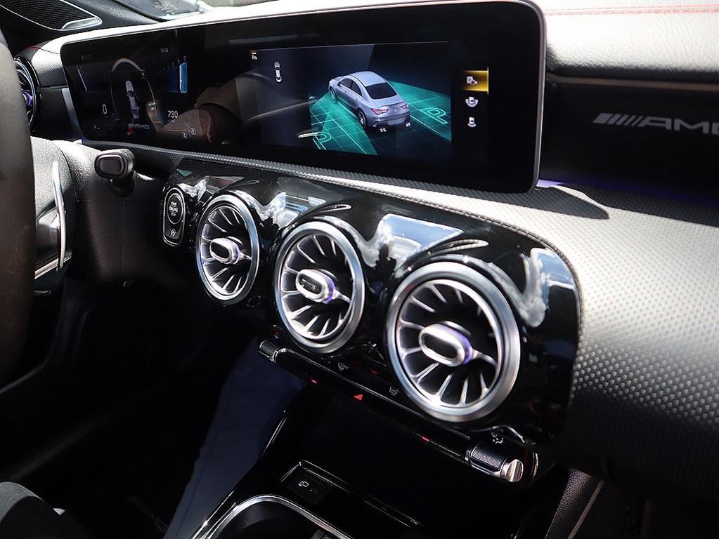 벤츠 CLA 클래스 CLA클래스 C118 AMG CLA 45 S 4MATIC+ 이미지 11
