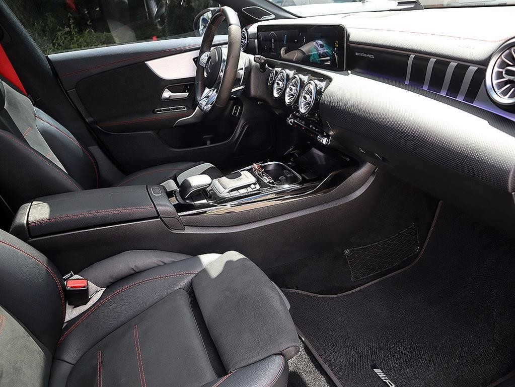 벤츠 CLA 클래스 CLA클래스 C118 AMG CLA 45 S 4MATIC+ 이미지 13
