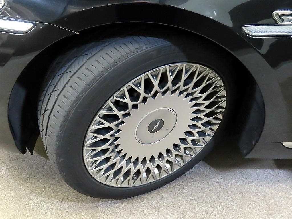 제네시스 G90 5.0 GDI AWD 리무진 프레스티지 이미지 20