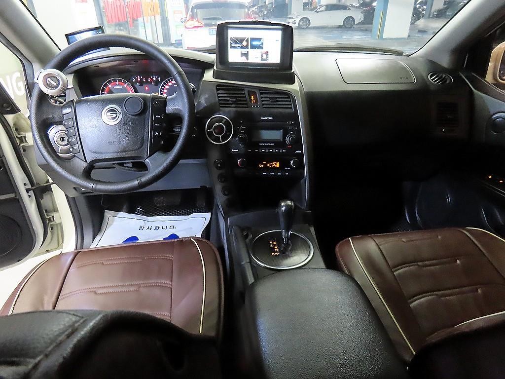 KG모빌리티(쌍용) 코란도 코란도스포츠 디젤 4WD CX7 패션 이미지 10