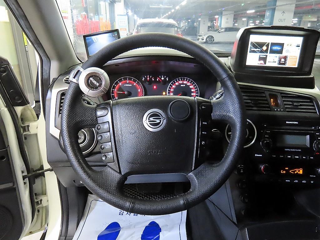 KG모빌리티(쌍용) 코란도 코란도스포츠 디젤 4WD CX7 패션 이미지 8