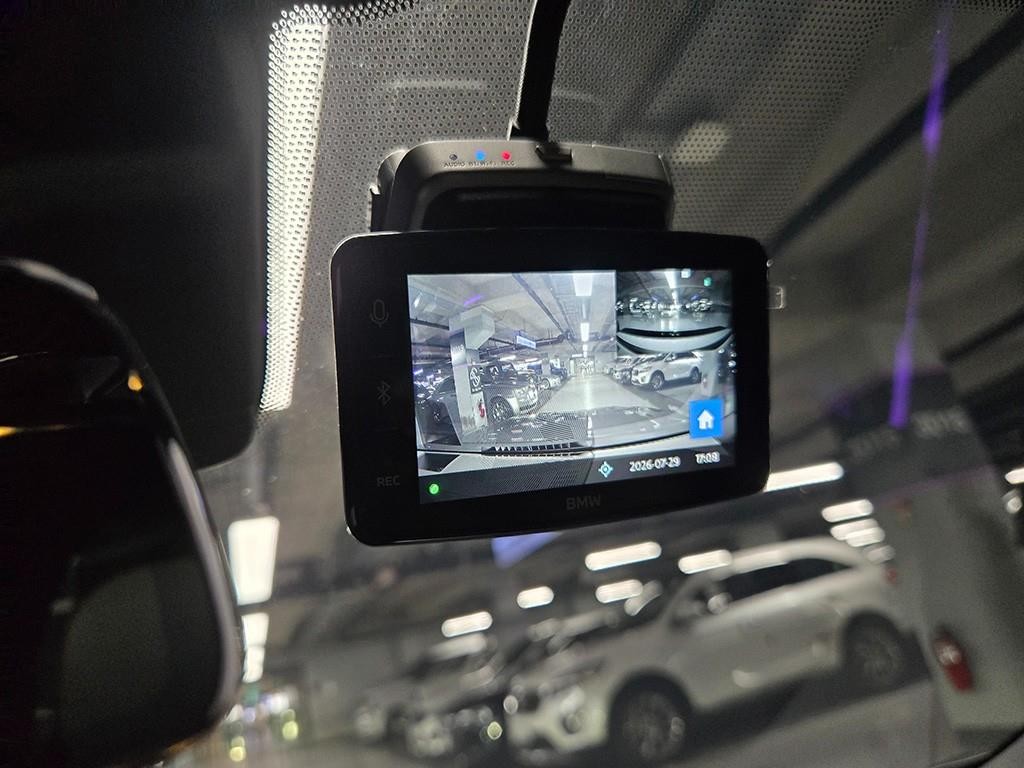 BMW 5시리즈 5시리즈 (G60) 530i xDrive M 스포츠 이미지 16