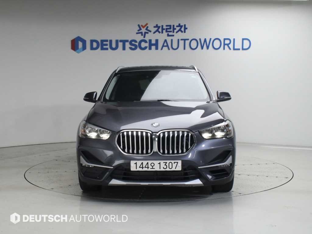 BMW X1 X1 (F48) xDrive 20i xLine 스페셜에디션 이미지 4