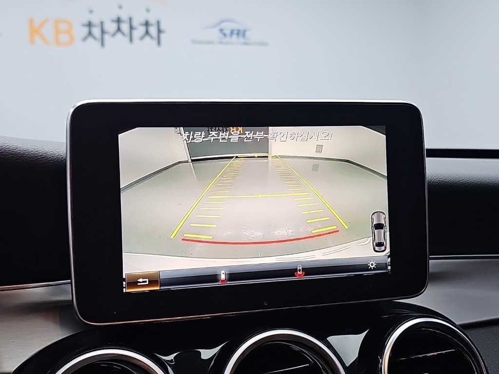 벤츠 C 클래스 C클래스 W205 C220 블루텍 아방가르드 이미지 15
