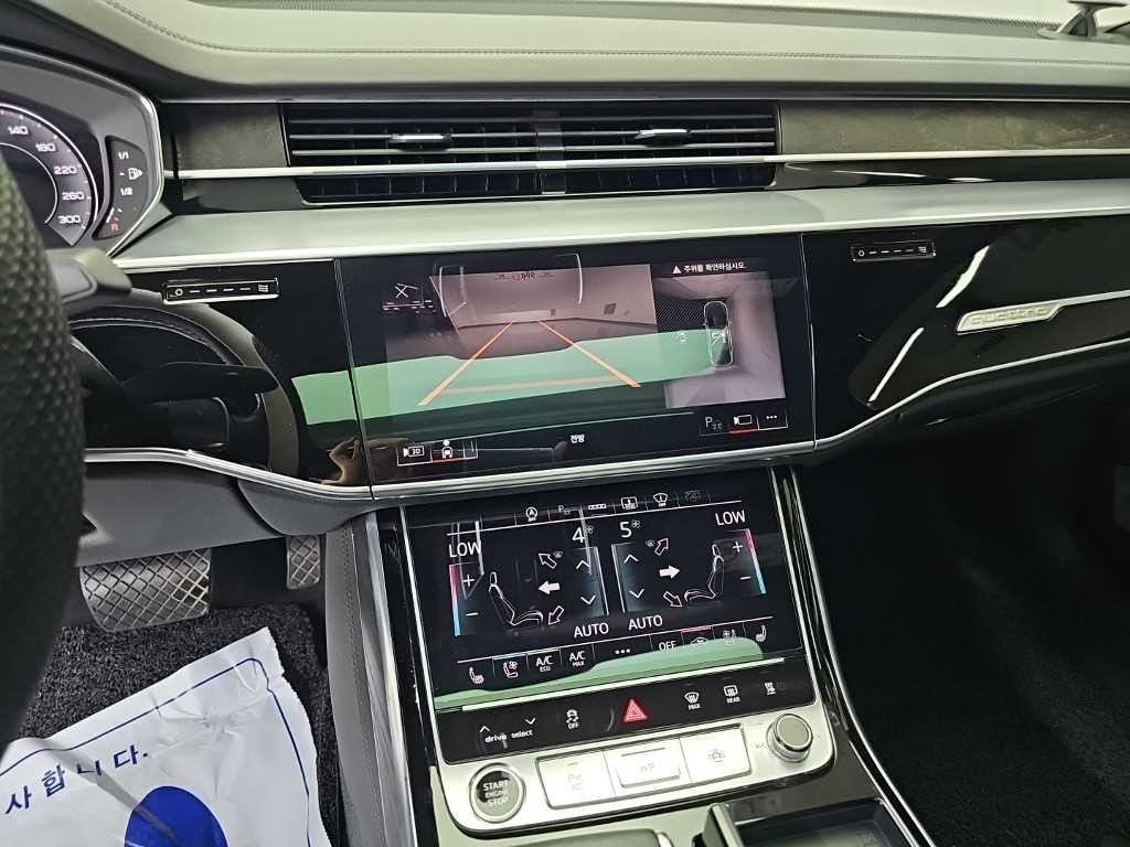 아우디 A8 A8 (D5) 50 TDI 콰트로 LWB 프리미엄 이미지 10