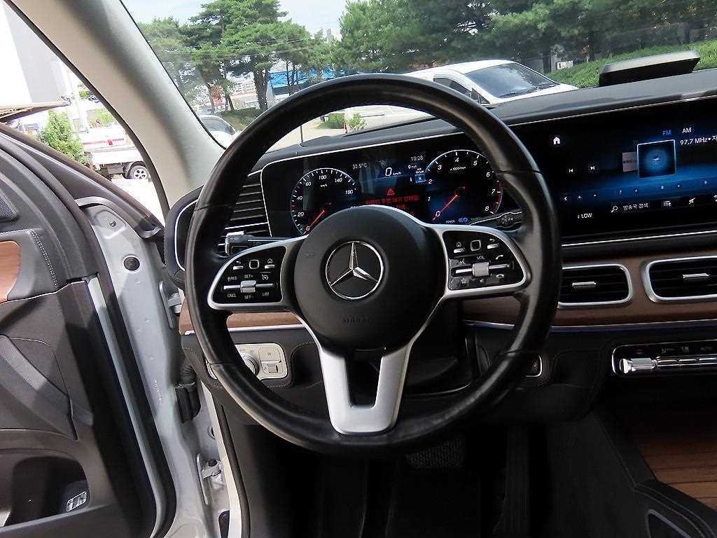 벤츠 GLE 클래스 GLE 클래스 W167 GLE 450 4MATIC 이미지 8