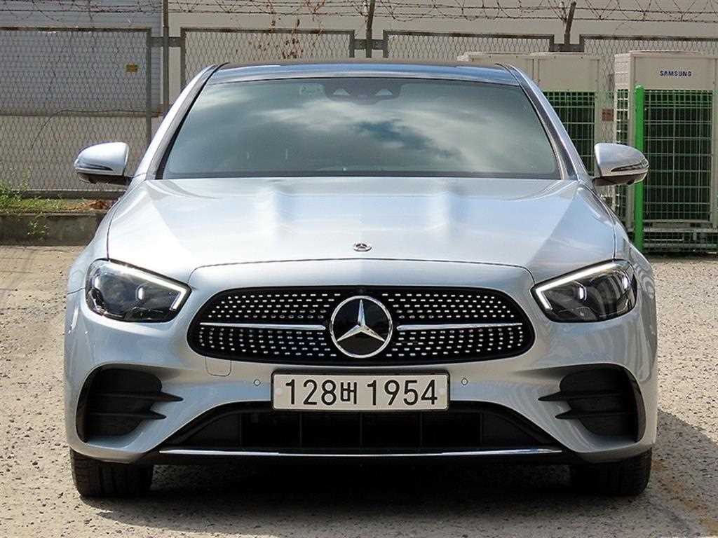 벤츠 E 클래스 E-클래스 W213 E350 4MATIC AMG LINE 이미지 1