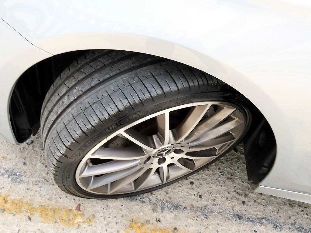 벤츠 E 클래스 E-클래스 W213 E350 4MATIC AMG LINE 이미지 20