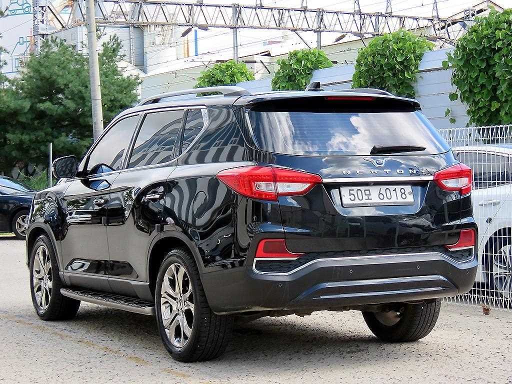 KG모빌리티(쌍용) 렉스턴 G4렉스턴 디젤 2.2 4WD 헤리티지 이미지 3