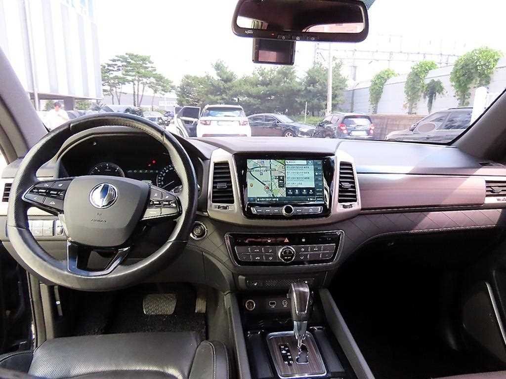 KG모빌리티(쌍용) 렉스턴 G4렉스턴 디젤 2.2 4WD 헤리티지 이미지 7