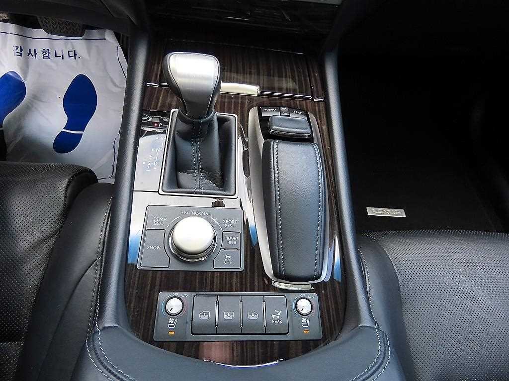 렉서스 LS LS460 AWD 이미지 10
