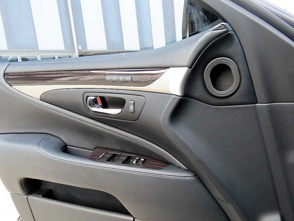 렉서스 LS LS460 AWD 이미지 11