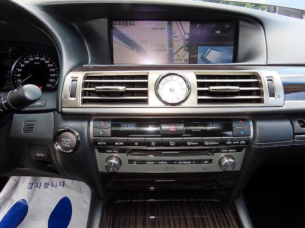 렉서스 LS LS460 AWD 이미지 13