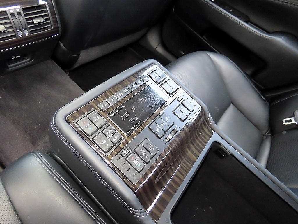 렉서스 LS LS460 AWD 이미지 16