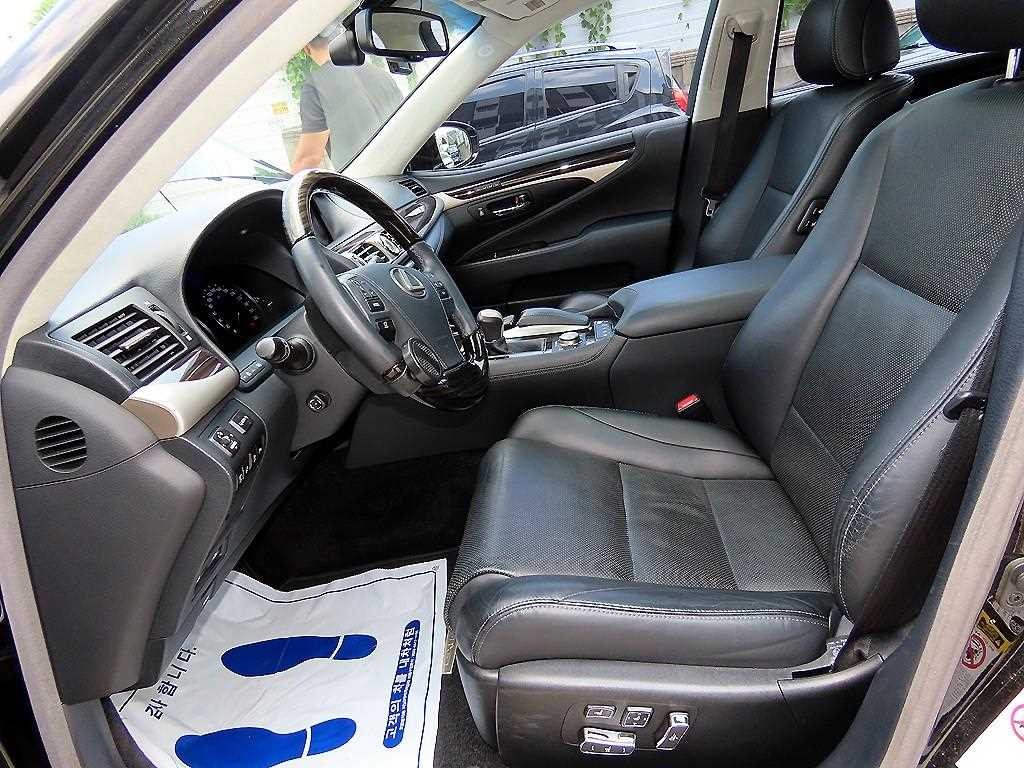 렉서스 LS LS460 AWD 이미지 5