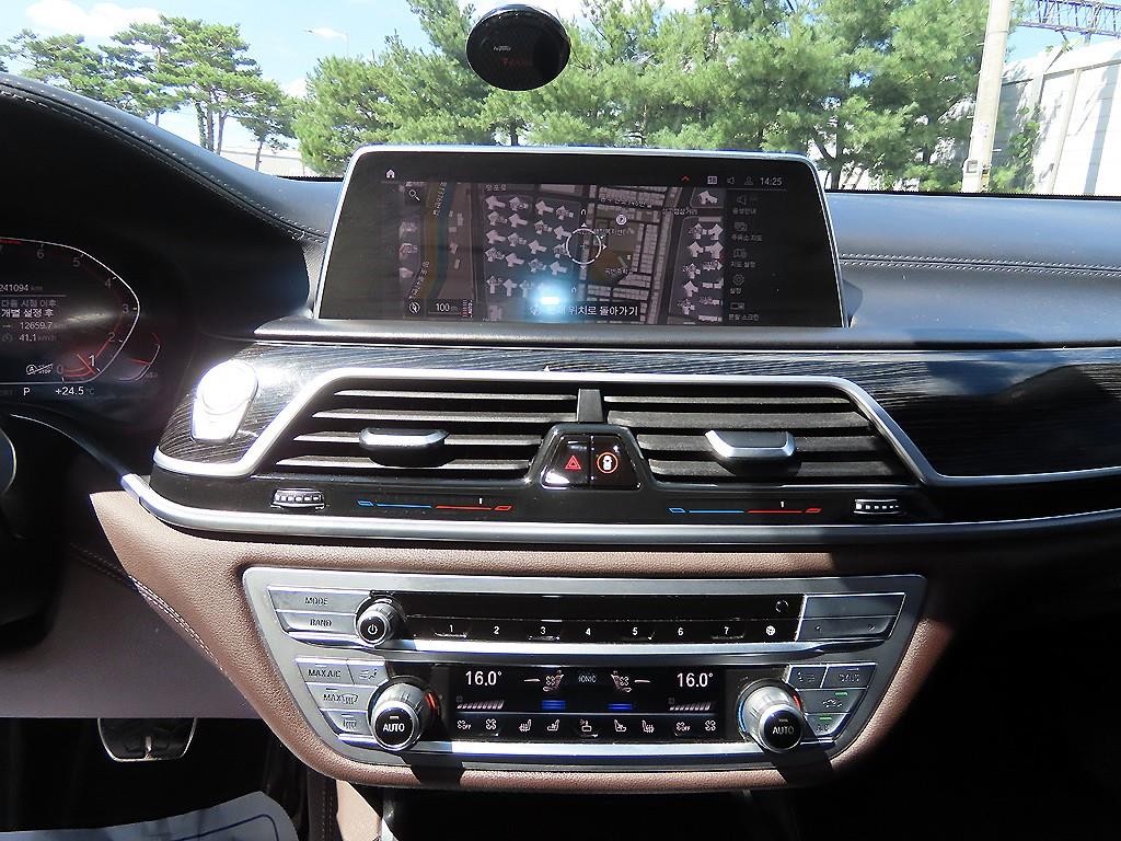 BMW 7시리즈 7시리즈 (G11) 740Li xDrive M SPORT 스포츠 이미지 14