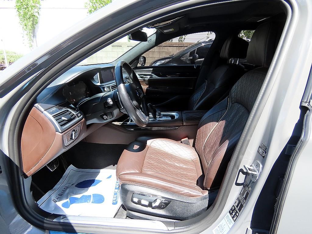 BMW 7시리즈 7시리즈 (G11) 740Li xDrive M SPORT 스포츠 이미지 5