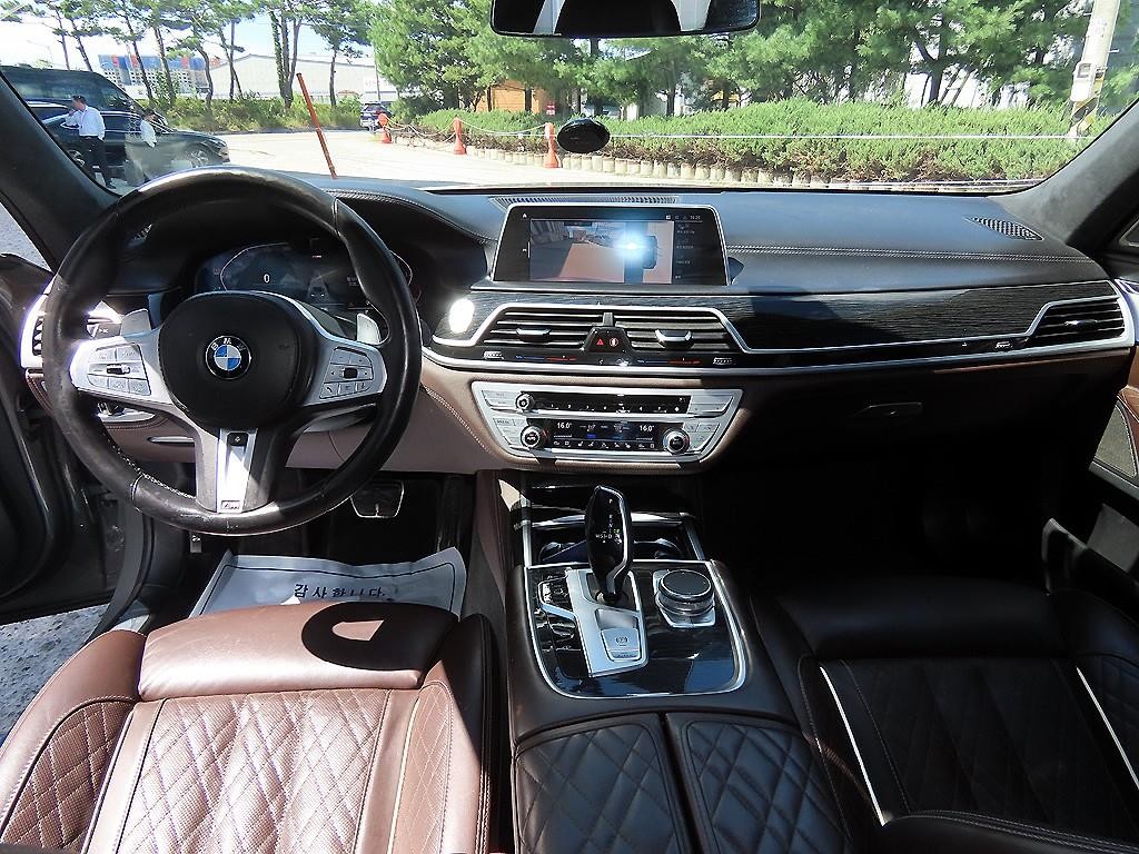 BMW 7시리즈 7시리즈 (G11) 740Li xDrive M SPORT 스포츠 이미지 7