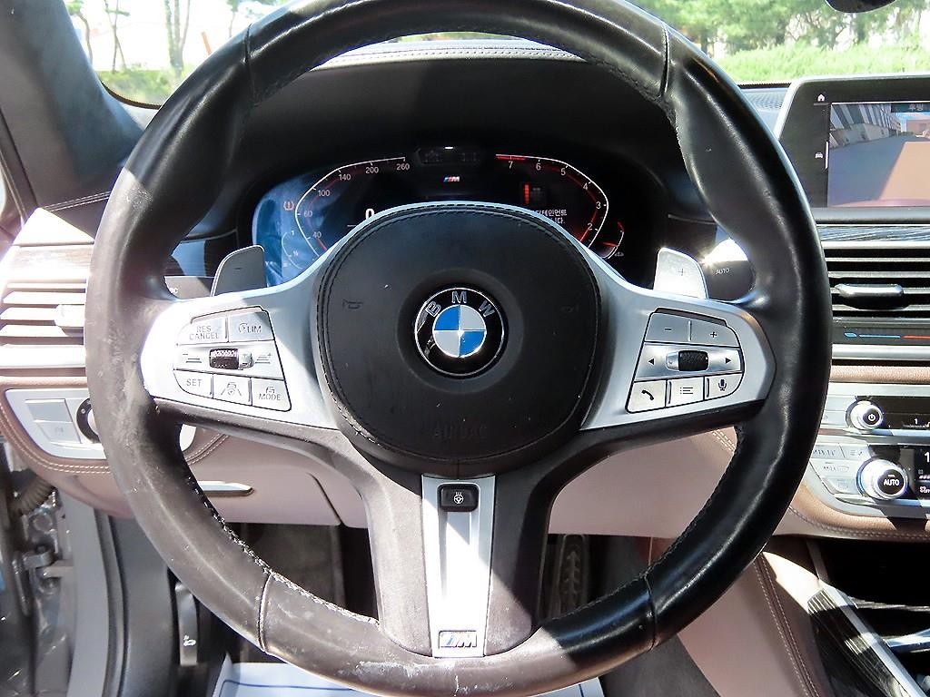 BMW 7시리즈 7시리즈 (G11) 740Li xDrive M SPORT 스포츠 이미지 8
