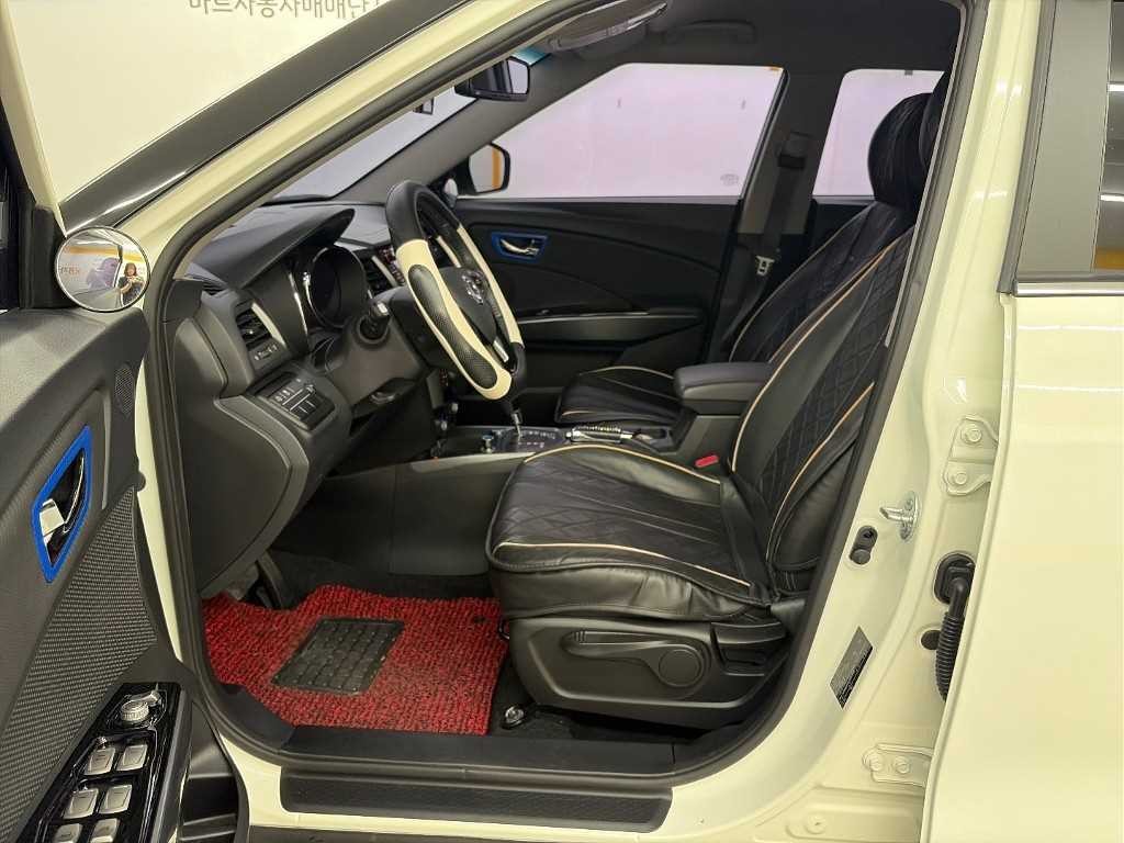 KG모빌리티(쌍용) 티볼리 티볼리 아머 2WD 가솔린 VX 이미지 11
