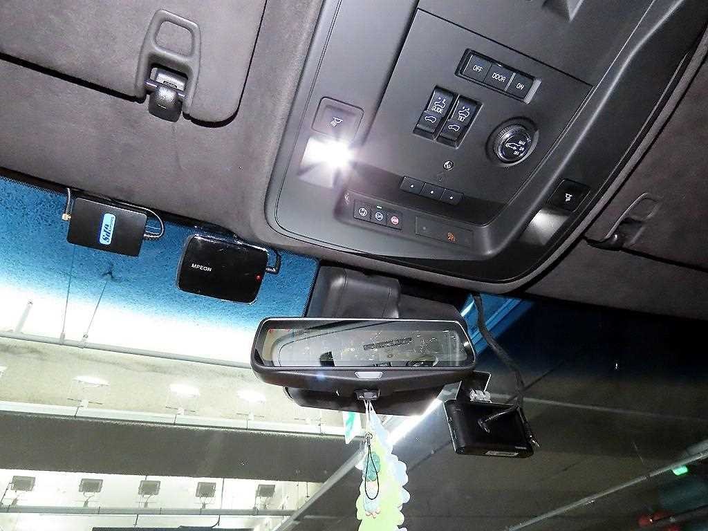 캐딜락 에스컬레이드 6.2 V8 ESV 이미지 12