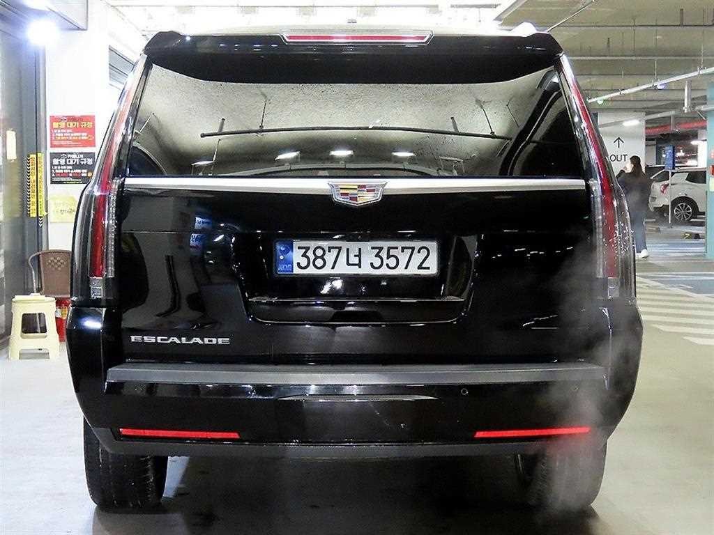 캐딜락 에스컬레이드 6.2 V8 ESV 이미지 5